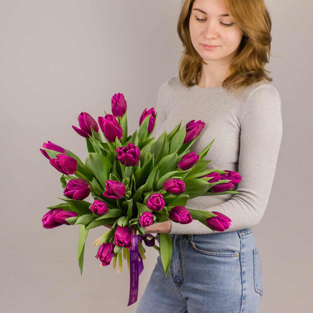 Букет из 25 Тюльпанов (фиолетовый) 7338