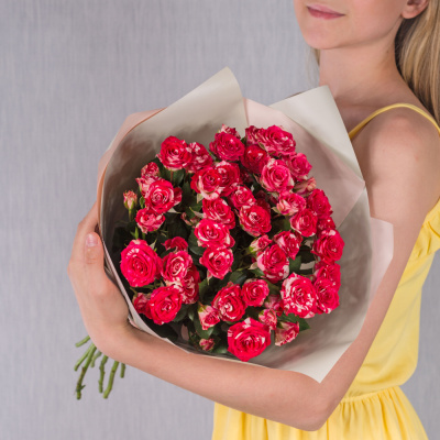 Букет розовых кустовых роз 38363-Р Букет розовых кустовых роз 38363-Р